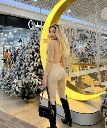 Проститутка Майя